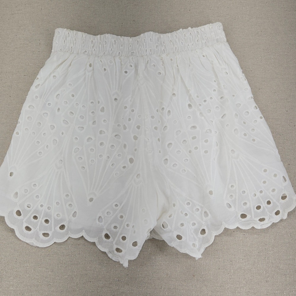 Primark White Eyelet Lace Lined Shorts Scalloped High Waist Size 4
